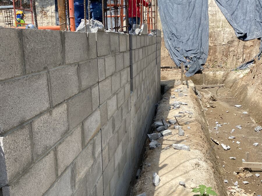 Muro perimetral de bloque de concreto