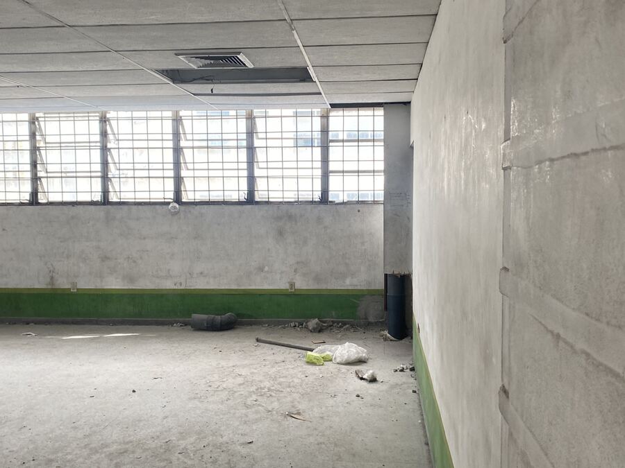 Adecuación de local comercial en obra gris